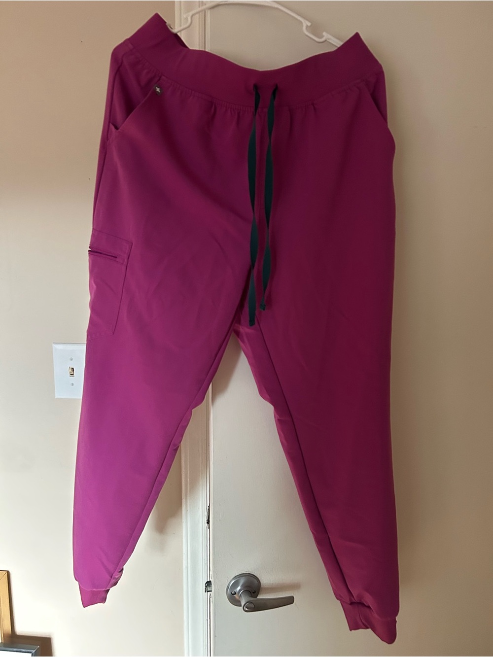 Figs Women's Magenta Jogger with Drawstring